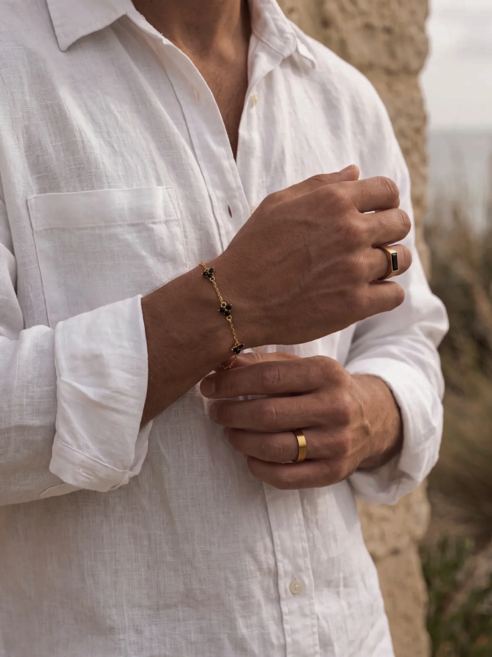 MIDNIGHT CLOVER BRACELET | 18K Gold - Image 7