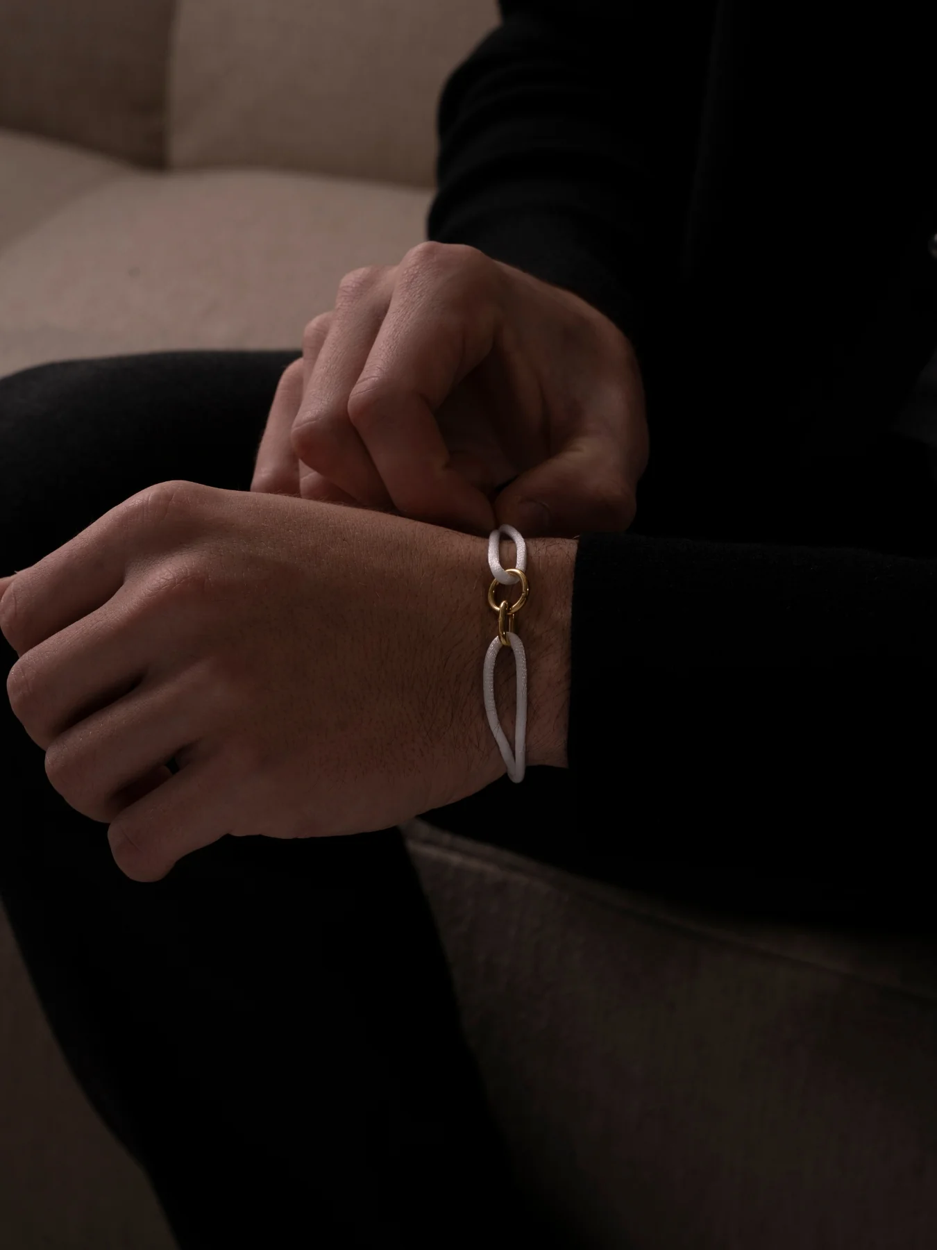 SNOW UNITY BRACELET | 18K Gold - Image 4